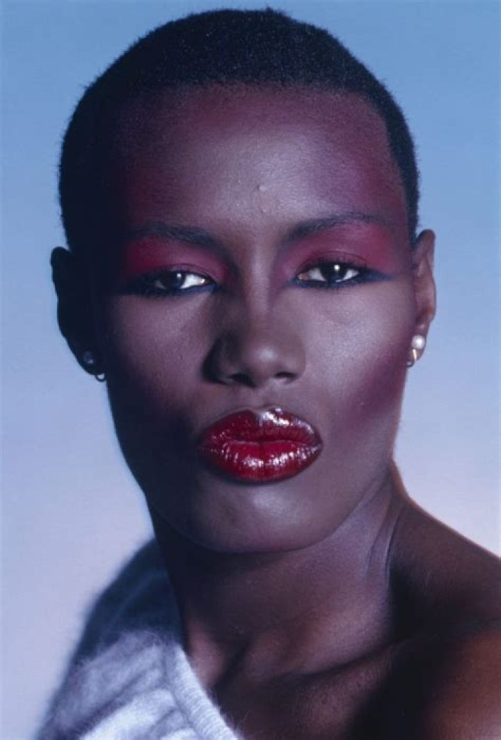 22 Impressive Portraits of Grace Jones in the 1970s and 1980s Vintage