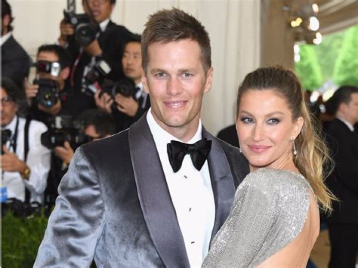 23 brilliant and beautiful wives and girlfriends of NFL players