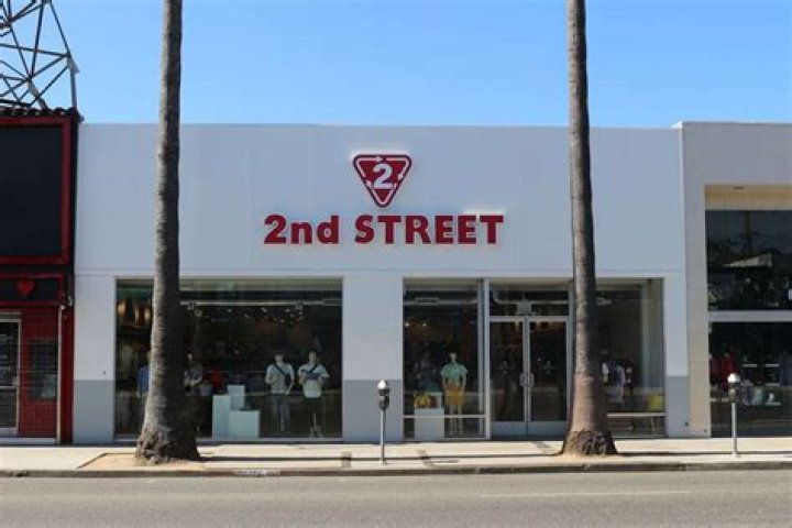 2nd STREET Melrose 7560 Melrose Ave, Los Angeles, CA 90046, USA