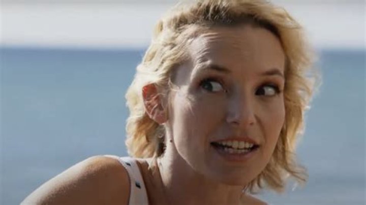49 Hottest Perdita Weeks Bikini Pictures Are Really Amazing The Viraler