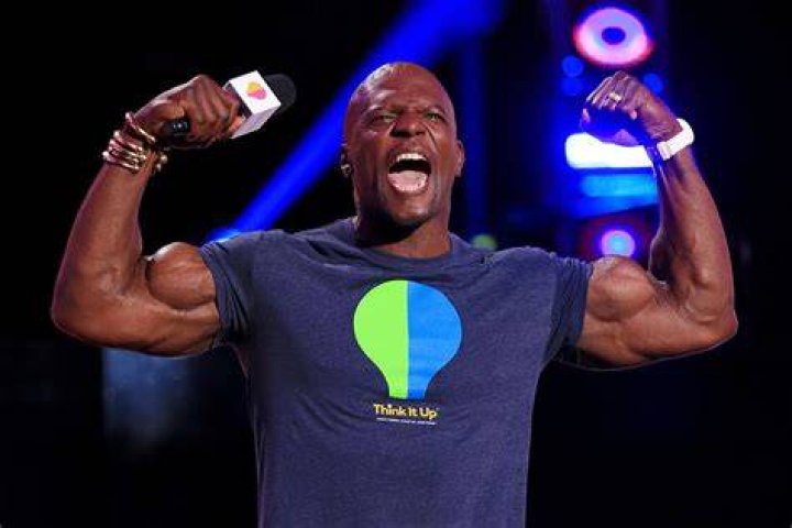 51YearOld Terry Crews Flaunts Amazing Physique That Has Muscles On