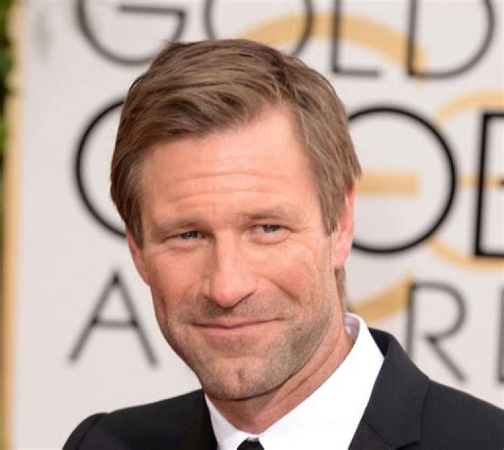 Aaron Eckhart Bio, Net Worth, Is He Married, Who is The Wife? &bull; Wikiace