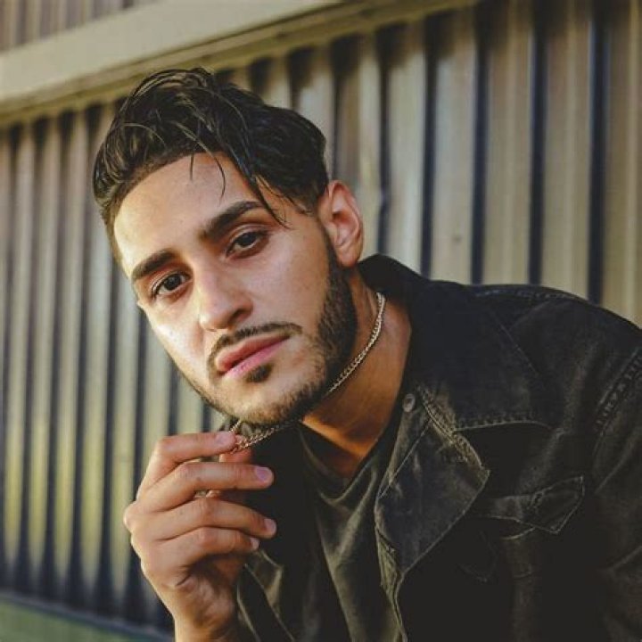 Aaron Moses, Bio, Age, Songs, Wife, Maverick