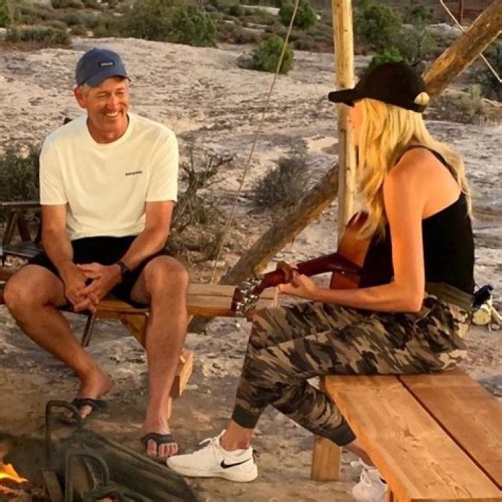 Abby Hornacek Husband Is She Married To Anthony Neyer?
