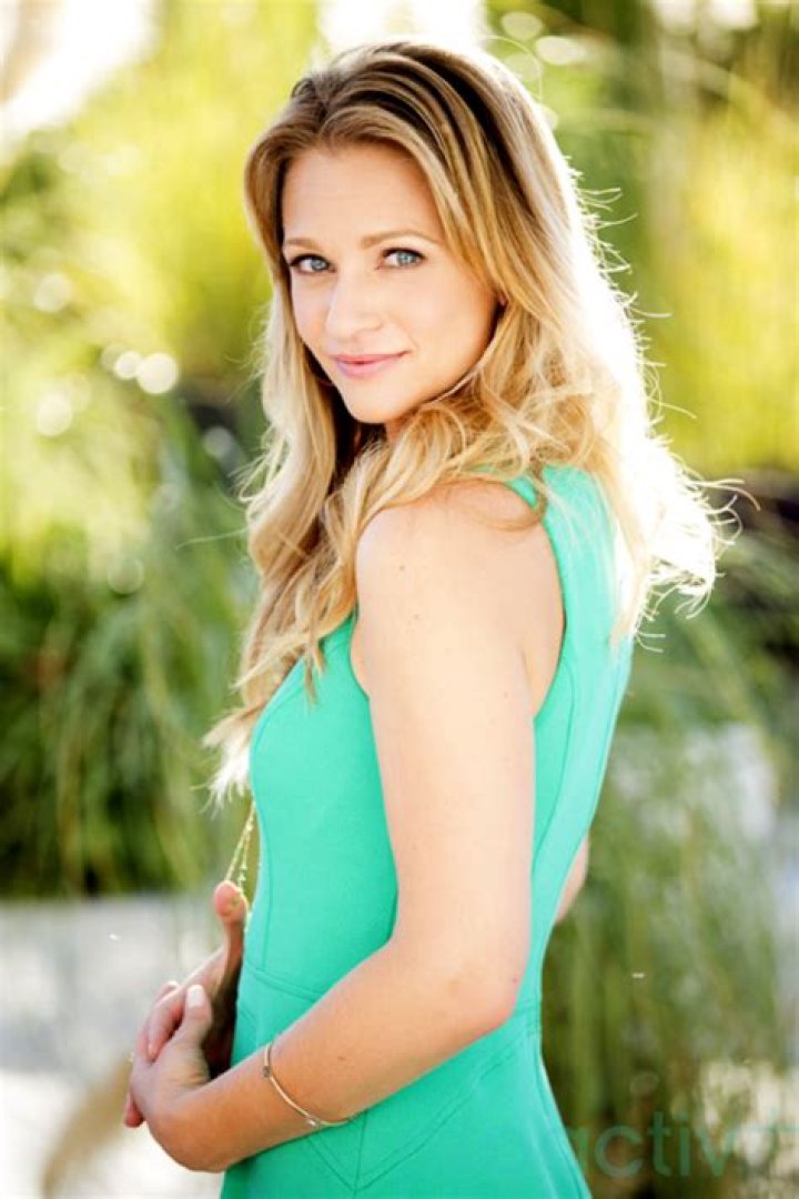 A.J. Cook photo 3