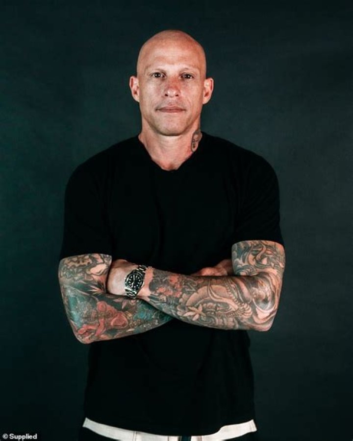 Ami James