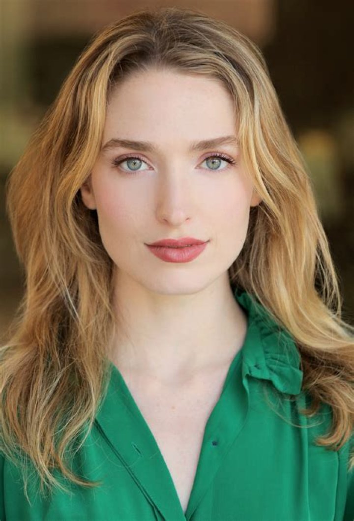 Anabella Raye IMDb