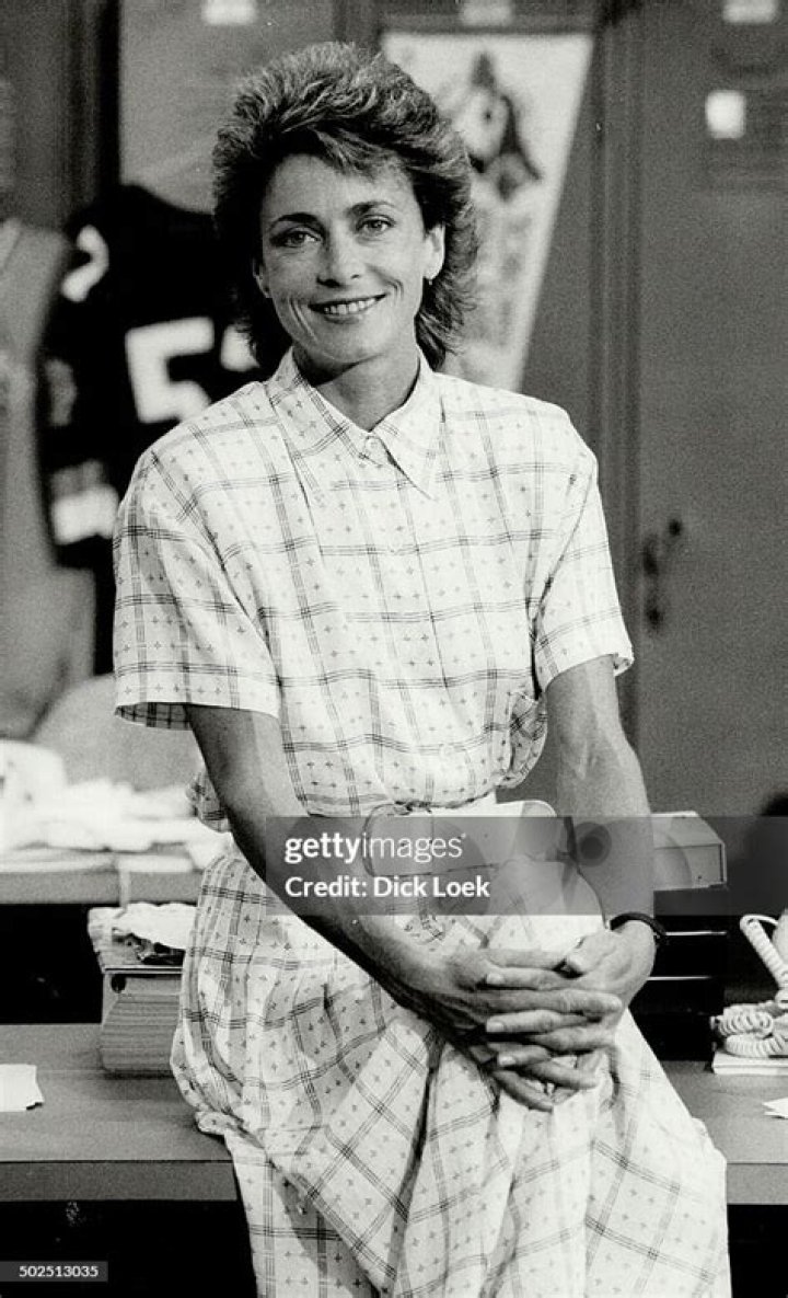 Ann Rohmer The athletic sports anchor for CITY TV, who is 5 feet, 4