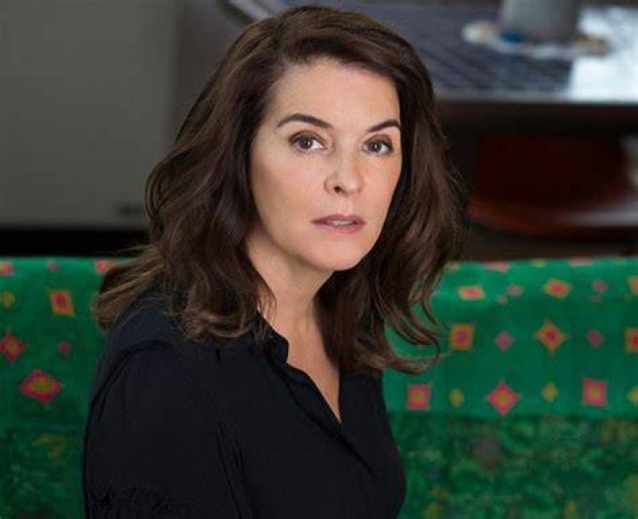 Annabella Sciorra Wiki, Bio, Age, Net Worth, and Other Facts Facts Five