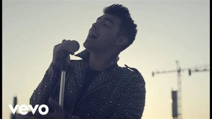 Ashley Graham smoulders as Joe Jonas' love interest in new DNCE video