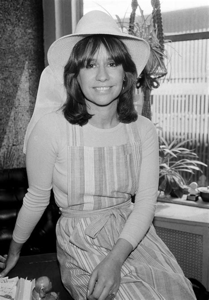 Astrud Gilberto, 'Girl From Ipanema' Singer, Dead at 83