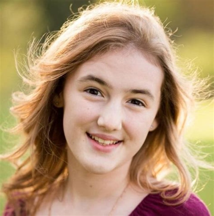 Bailey Ballinger Age, Net Worth, Boyfriend, Family, Height and