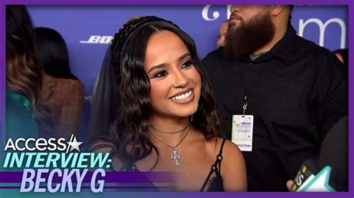 Becky G Becky G Topic Youtube Настоящее имя — реббе́ка мари́ го́мес