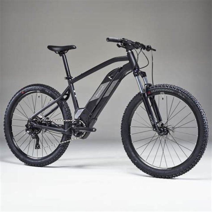 Bicicleta MTB el&eacute;ctrica eST 500 negra y azul Rockrider Decathlon