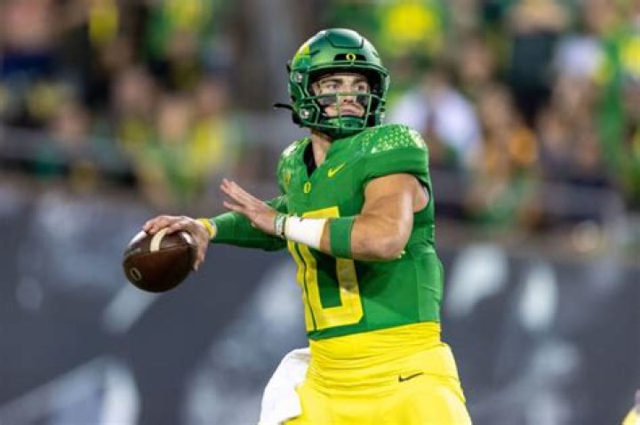 BO NIX ANNOUNCES HIS RETURN TO OREGON FOR ONE FINAL SEASON “There’s