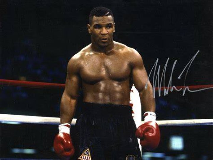 Boxing legend, Mike Tyson claims Jamie Foxx suffered a stroke before