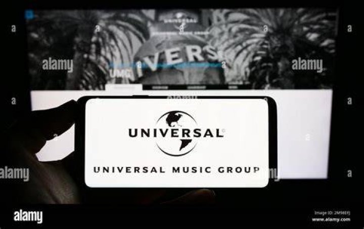 BREZ at Universal Music Group&rsquo;s Grammy Afterparty in New York 01/28