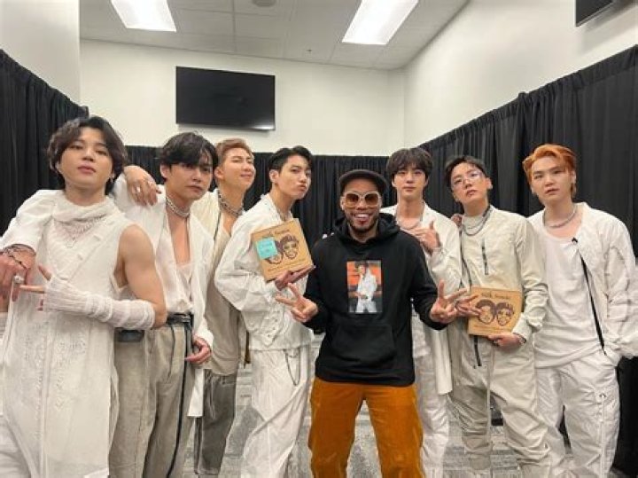BTS And Anderson .Paak Finally Met And His Wife's And Son's Reactions