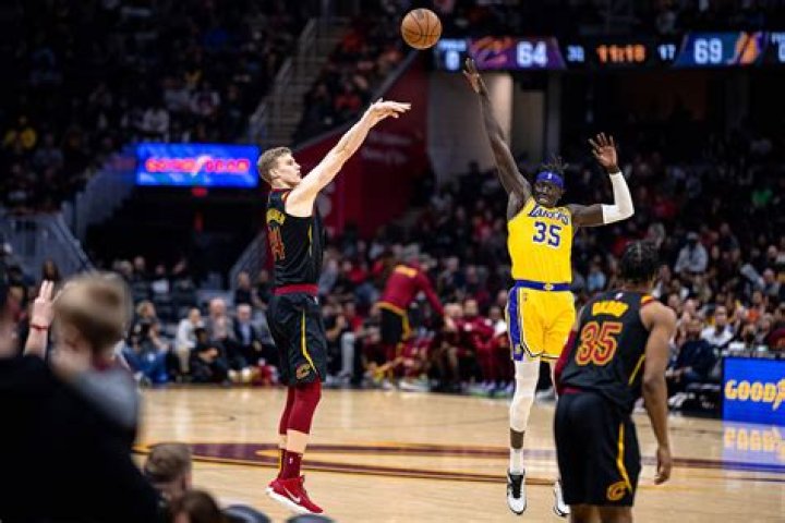 Bulls&rsquo; Lauri Markkanen &lsquo;Putting Pressure&rsquo; on Agent to Finalize