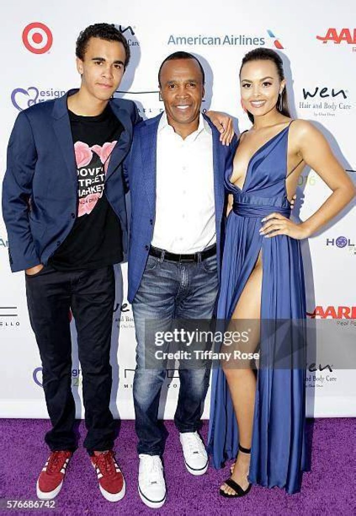Camille Leonard HollyRod Foundation&rsquo;s 2016 DesignCare Gala in Pacific