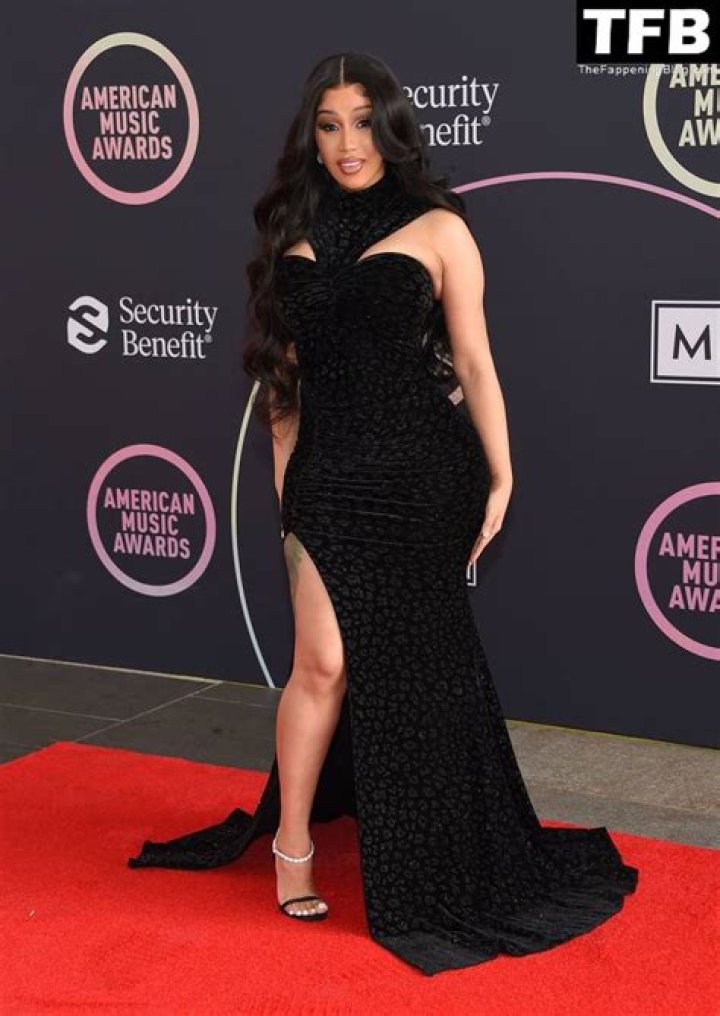 Cardi B / iamcardib Nude, OnlyFans Leaks, The Fappening Photo
