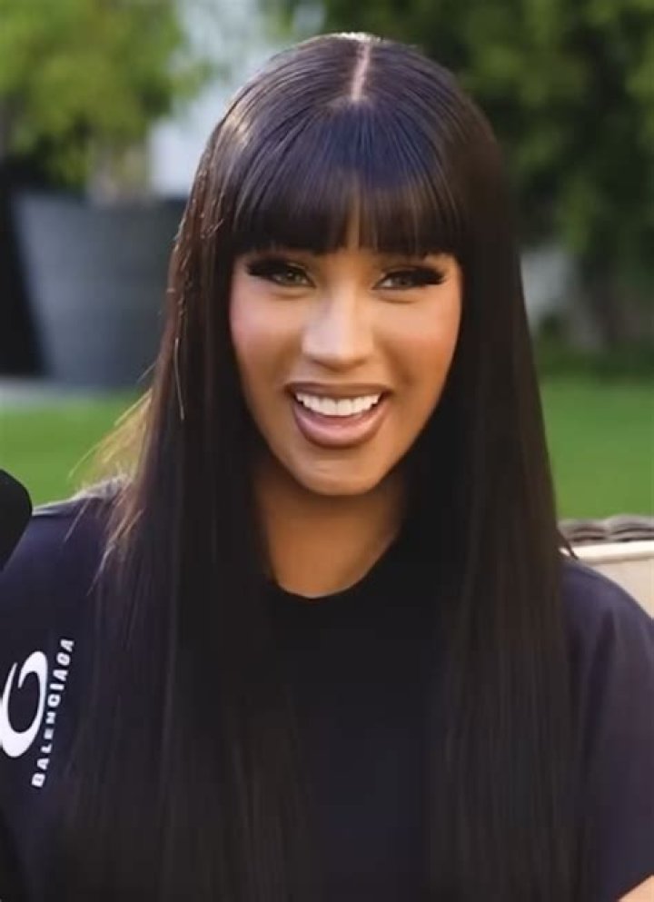 Cardi B estalla en Twitter tras una pol&eacute;mica por el protagonismo de