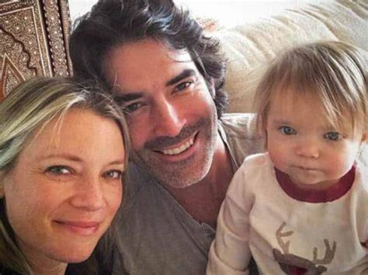 Carter Oosterhouse with his wife, Amy, and daughter