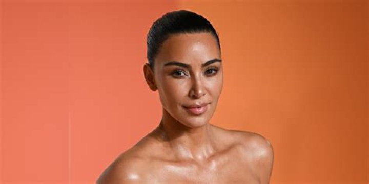 Cheeky! Kim Kardashian Posts Bikini Photo As She ‘Looks Back at 2022