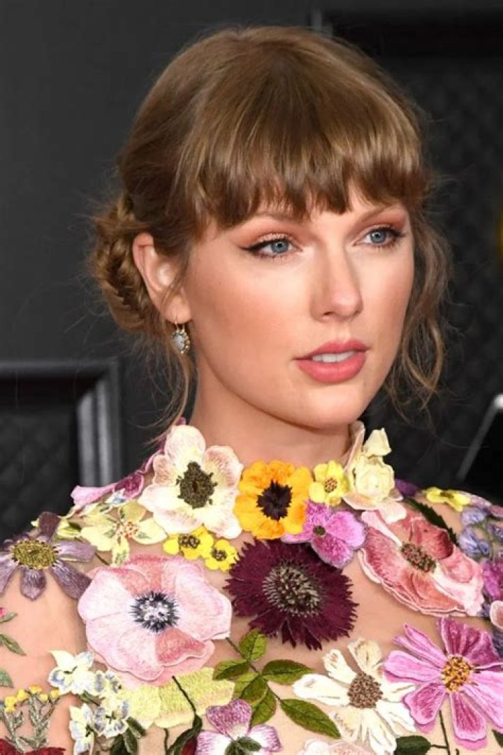 Chloe Flower Bio, Age, Grammys, Pianist, Instagram, Boyfriend, Husband