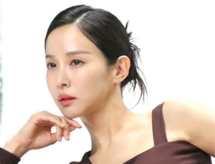 Cho Yeojeong 42, 1981, Age, Born, Height, Children, Family, Biography