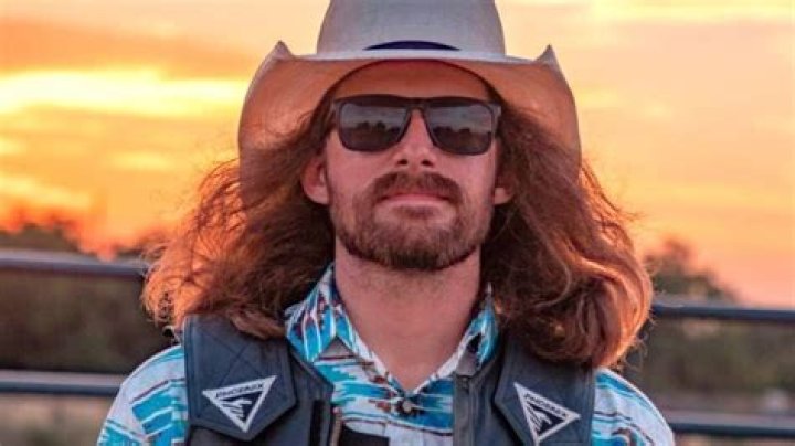 Dale Brisby's Real Name is Clint Hopping Age, Net Worth & Wikipedia