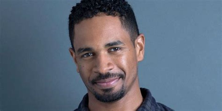 Damon Wayans Jr Net Worth, Wife Samara Saraiva, and their kids