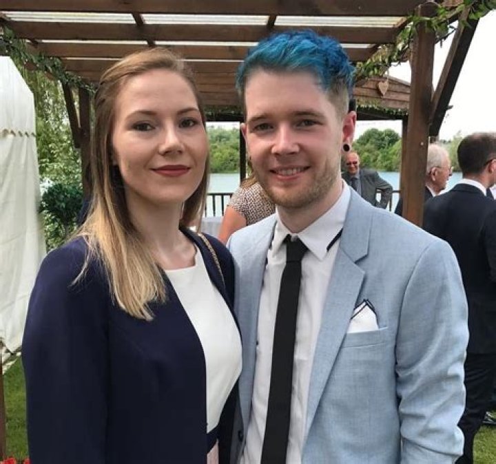 Dan TDM Wiki, Age, Wife, Family, Net Worth, Height, Children