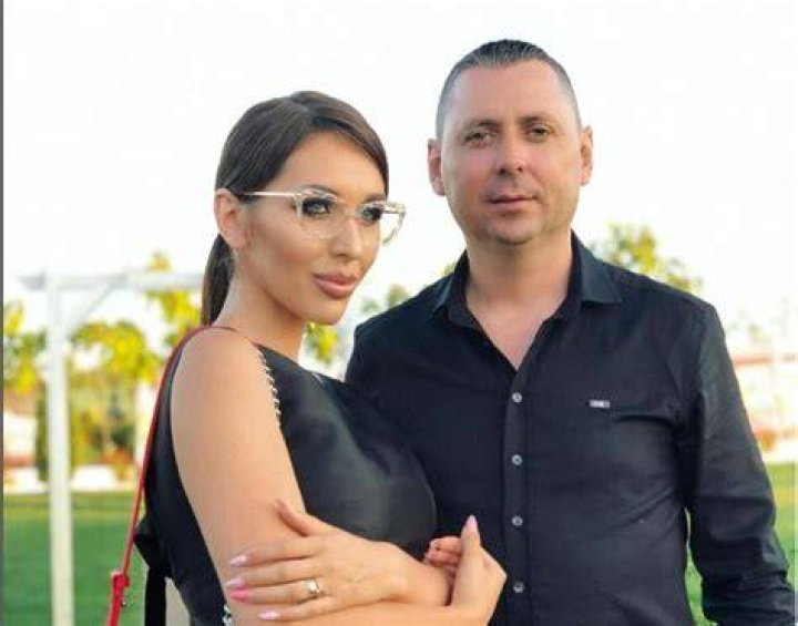 Dana Roba | Meet Sot Daniel Balaciu And Copii Dana Roba