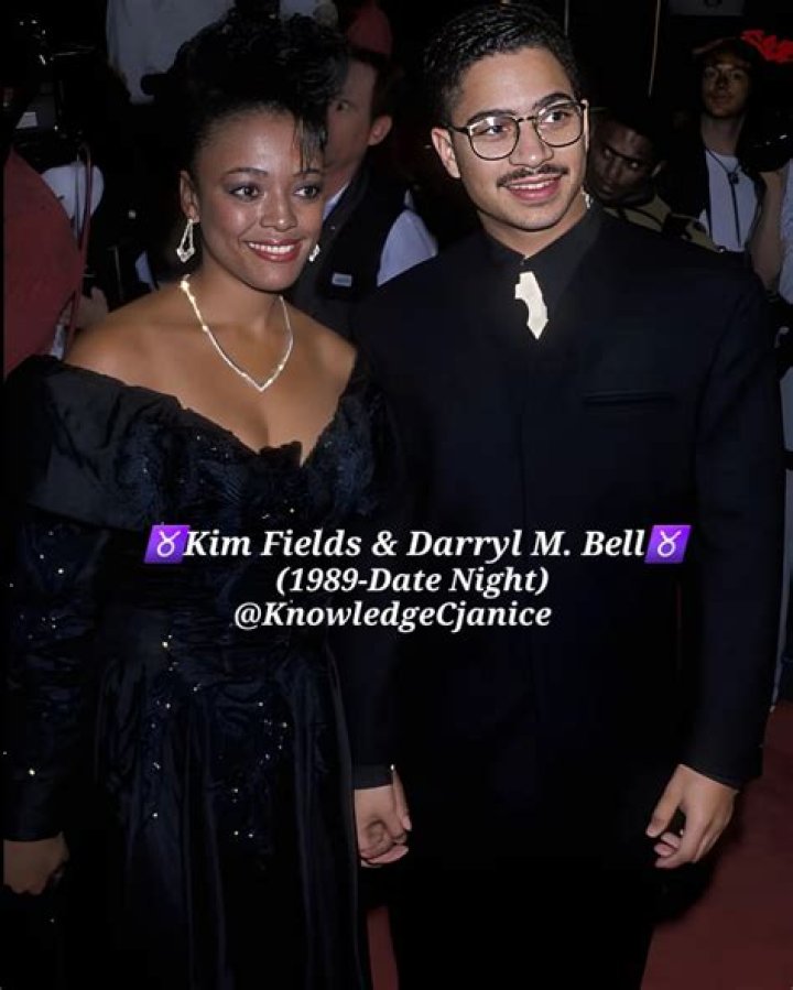 Darryl M. Bell 2023 Girlfriend, net worth, tattoos, smoking & body