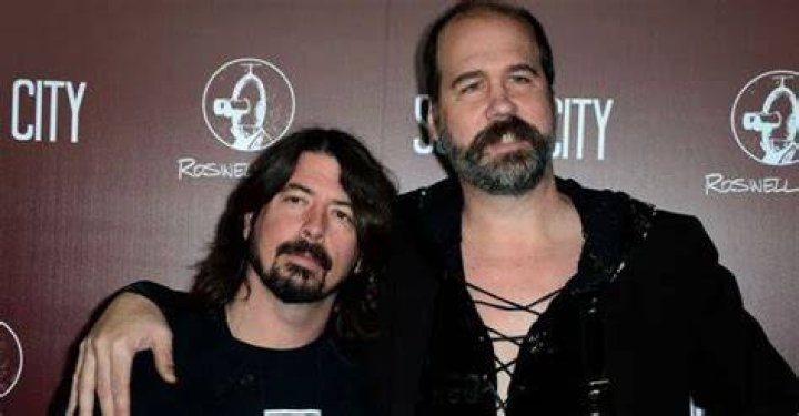 Dave Grohl on Nevermind Baby Lawsuit "He's Got a Nevermind Tattoo. I