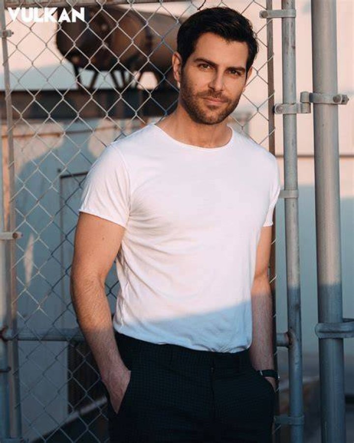 David Giuntoli Photoshoot / David Giuntoli Photos Photos 2013 Winter