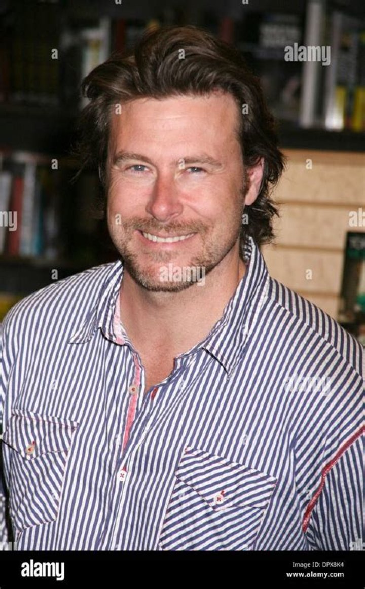 Dean McDermott's Son Defends His Relationship With Tori Spelling