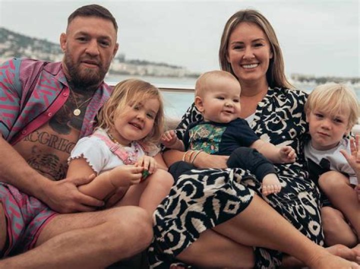 Dee Devlin Bio, Facts, Family Life