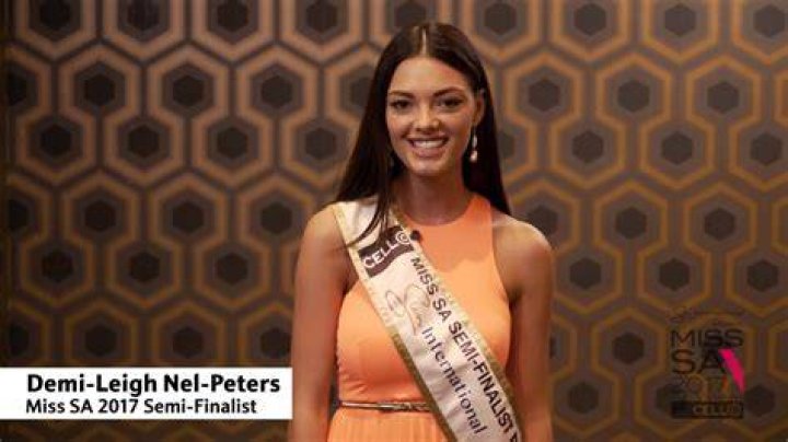 DemiLeigh NelPeters Demi leigh nel peters, Best makeup products