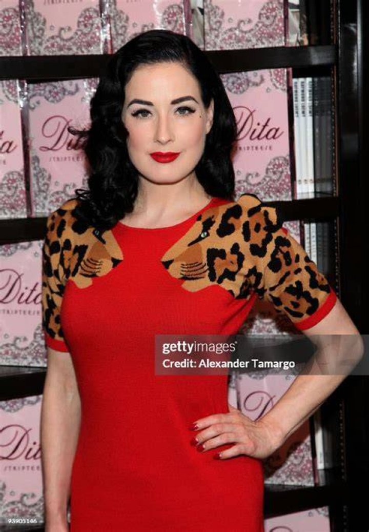 Dita Dita Von Teese Photo (3003799) Fanpop