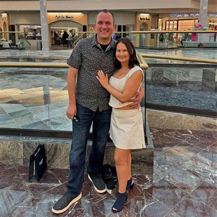 Do Gypsy Rose and Nick still talk?
