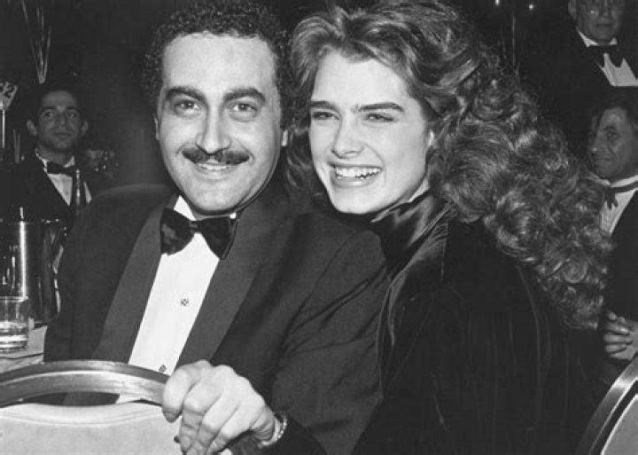 Dodi Fayed dated Brooke Shields before Princess Diana. Caras
