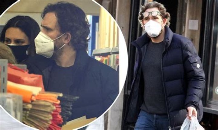 Does Matt Dillon Have a Wife? The Actor Seems to Have Found Love with