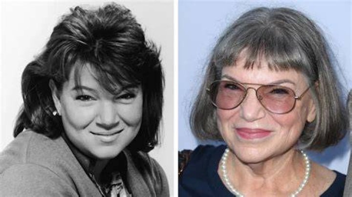 Does Mindy Cohn Have A Wife Or Husband? Who Is Her Marital Partner