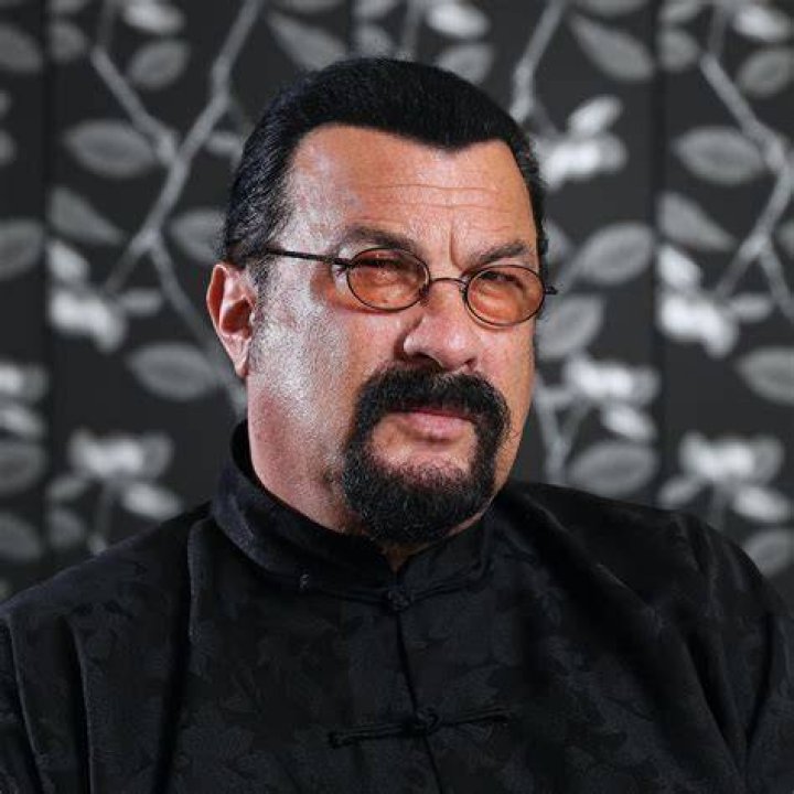 Dominic Seagal Bio, Age, Wiki, Height, Parents, Siblings, Wife and Net