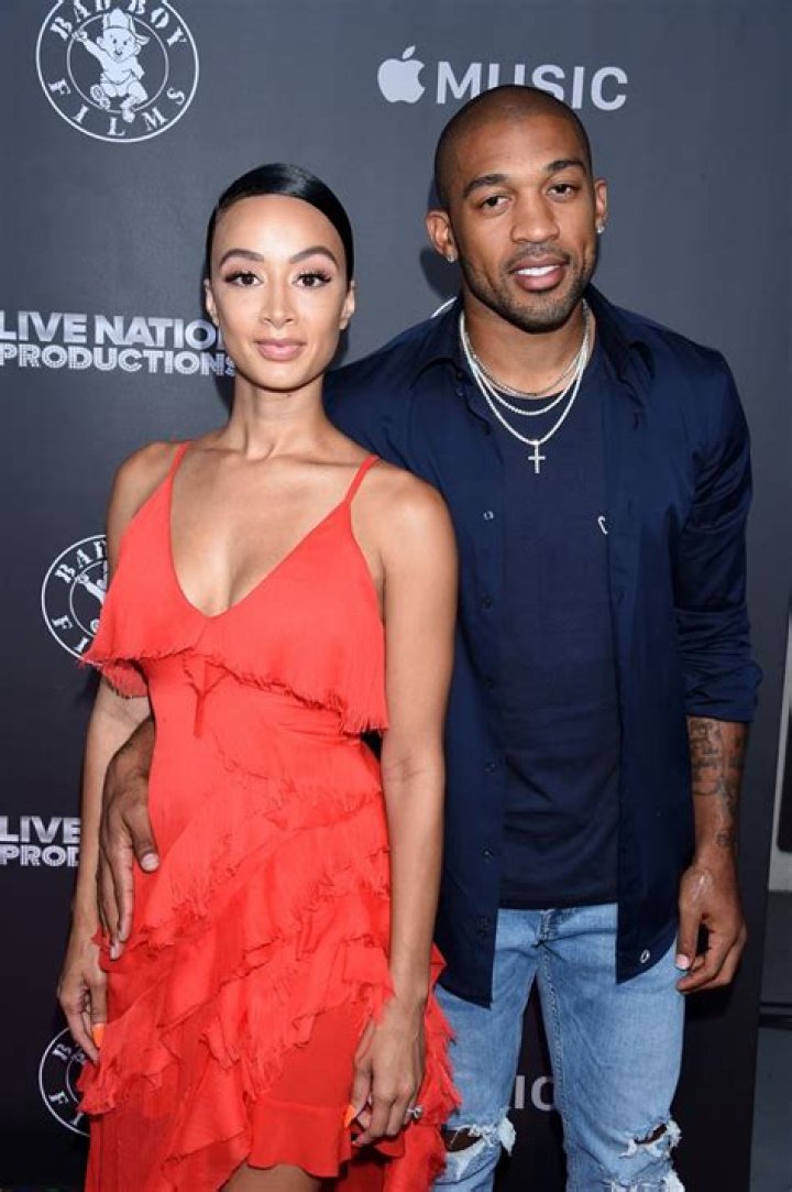 Draya & Her Boyfriend Orlando Scandrick Take The Kiddies To Disney Land