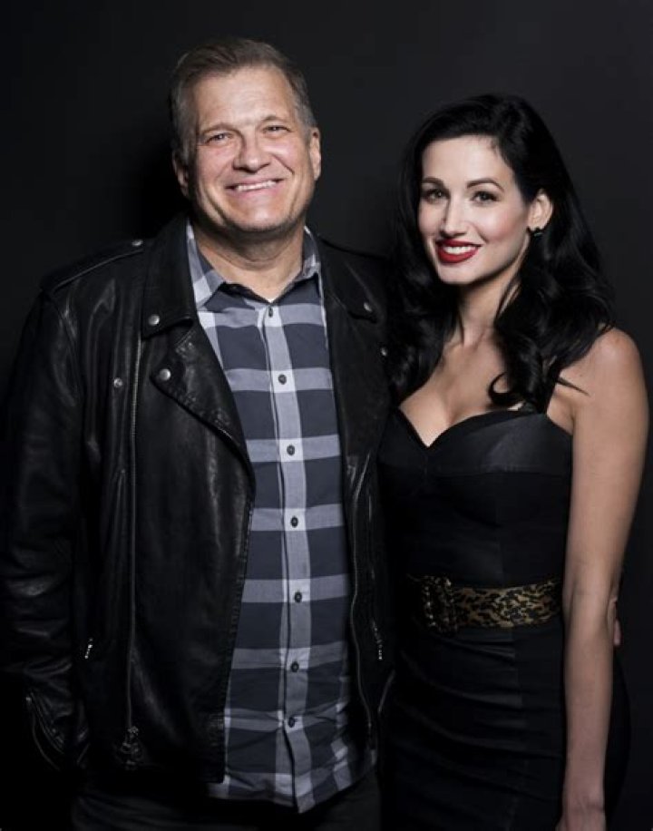 Drew Carey Wife Who Is He Married To? Kids Family