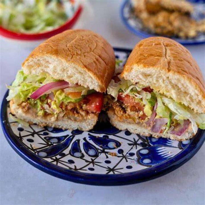 DSC05131 Tortas Manantial Mexican Tortas, Aguas Frescas, & Licuados