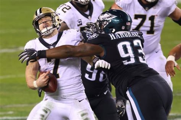 Eagles restructure Javon Hargrave&rsquo;s contract Here&rsquo;s how much salary